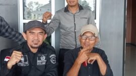 Tokoh masyarakat dan adat menyampaikan sikap terkait polemik tanah adat serta penolakan pengembangan perkebunan sawit di Pulau Enggano.