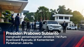Presiden Prabowo Subianto menghadiri persemayaman Jenderal TNI Purn Ryamizard Ryacudu di Kementerian Pertahanan Jakarta.